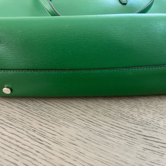 DKNY Sutton Leather Bryant Medium Tote - Picture 5 of 8